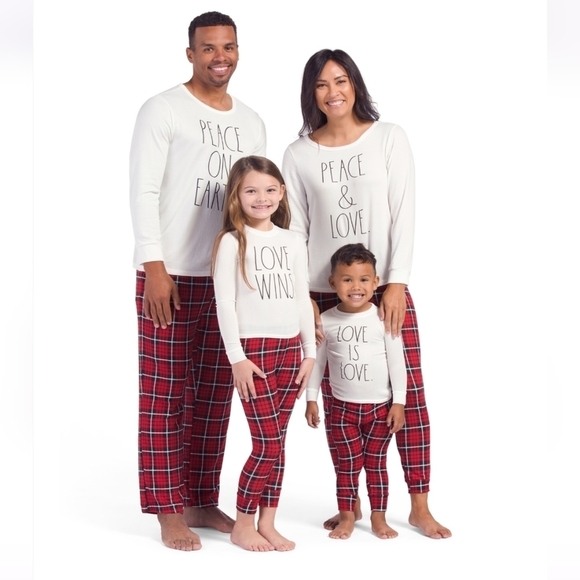 Rae Dunn Peace on Earth Pajama Set Size L - Picture 1 of 4